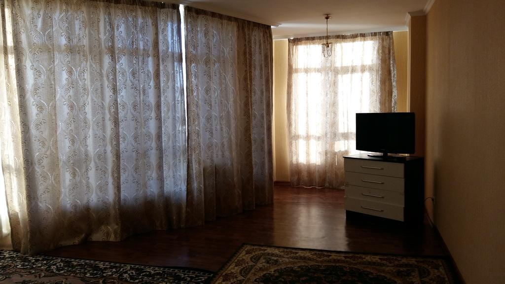 Apartment In Heart Of Astana Buitenkant foto